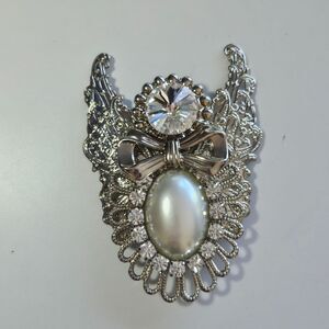 Jane 1996 Silver Tone Angel Brooch Faux Pearl Clear Rhinestone Accents